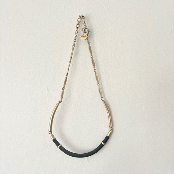 Stella & Dot Gold Black Necklace - Picture 1 of 4